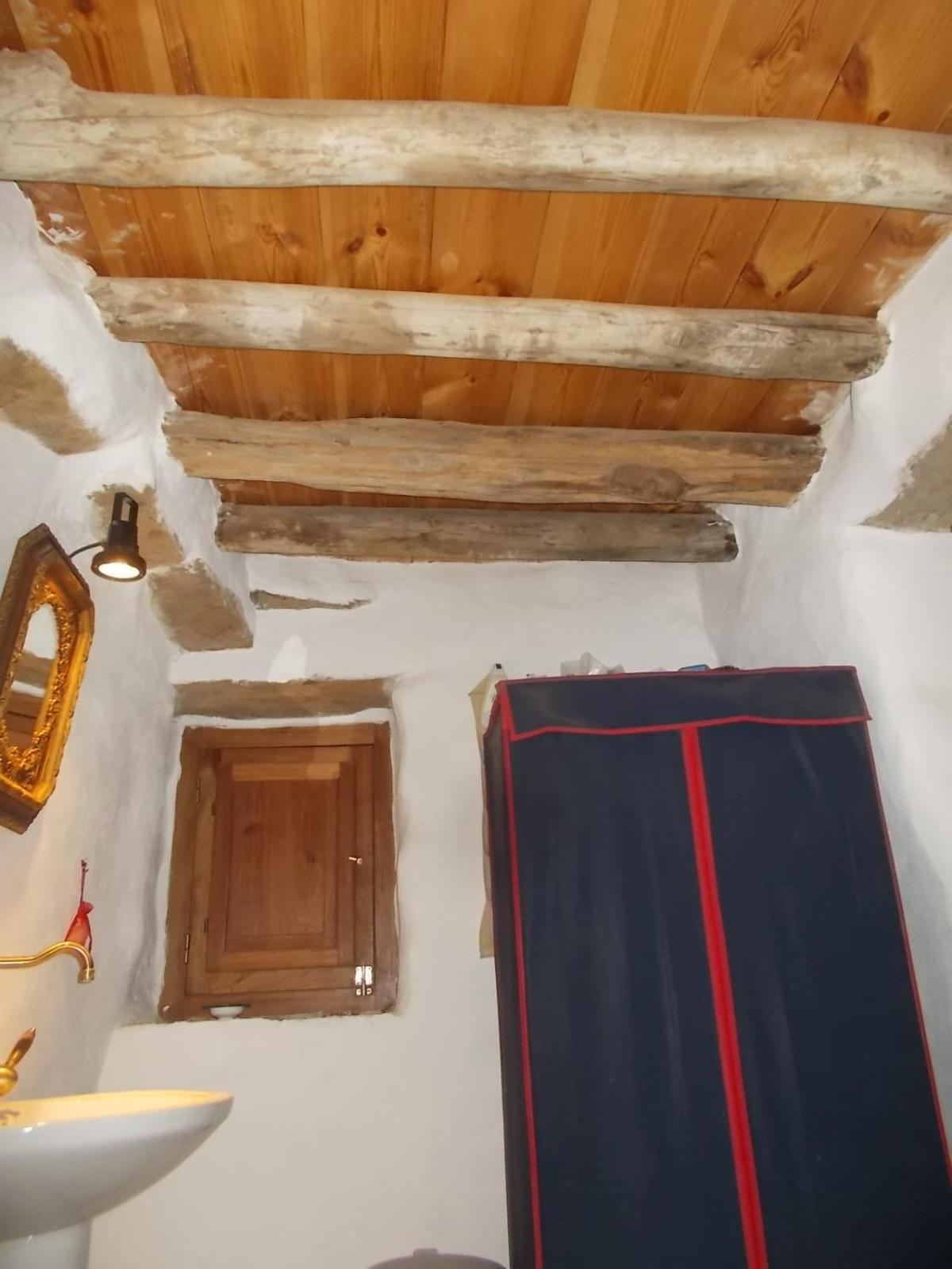 Cyclades Olive Museum'S Guest House Pitrofos Luaran gambar
